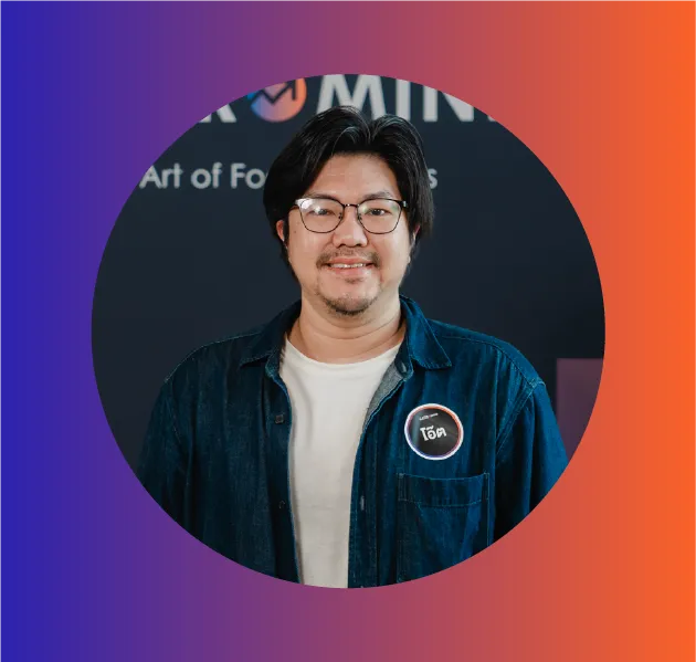 คุณโอ๊ต วัชรพงศ์